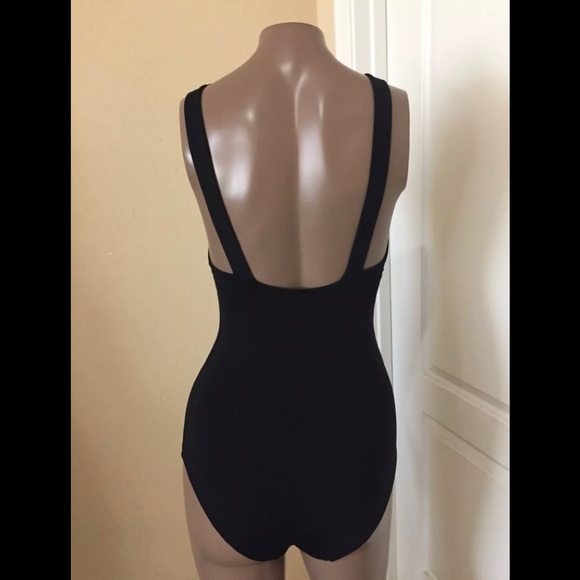 Seafolly Hi Neck Cut Away Shoulder Swimsuit - Picture 2 of 2